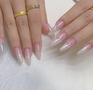 ネイル RAFFINE haru🦋🩵のネイルデザイン