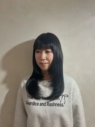 セミロング ナナミ-YUCCA モデル様募集中のヘアスタイル