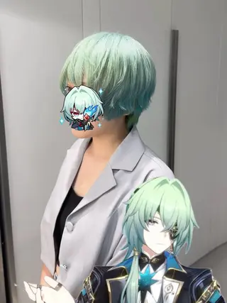 ショート カラー 推しカラー💫 ブリーチ💫若菜覚のヘアスタイル