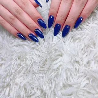 ミディアム artnailgallery所属・gallery Yumiのネイルデザイン