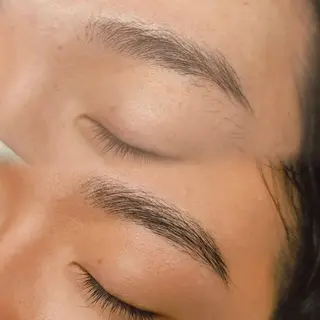 アイブロウ N:bymylash naoのマツエク・マツパデザイン