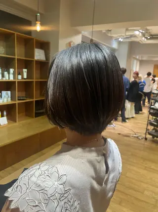 ショート コテ巻き風パーマ🫧 麻尋のヘアスタイル