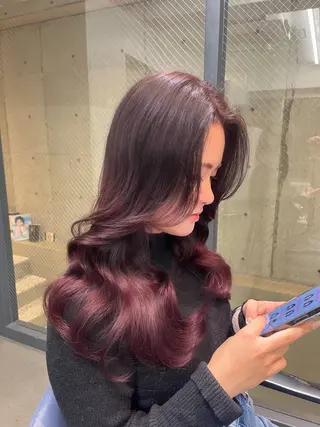 ロング カラー ayaka♡ 柔らかカラーのヘアスタイル