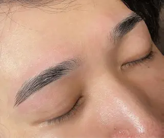 メンズ アイブロウ まつ毛パーマ専門& men's眉AYAの眉毛・アイブロウイメージ