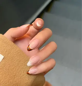 シン アモンのネイルデザイン