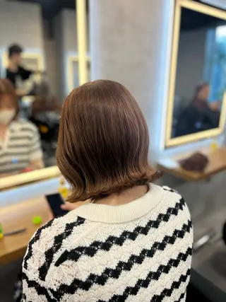 カラー ベージュ・グレー ジュ達人KOJIROのヘアスタイル
