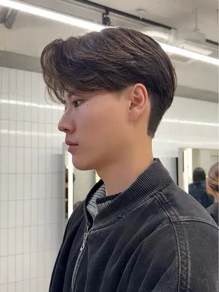 メンズ 似合わせカット/ ハイトーン/aoiのヘアスタイル