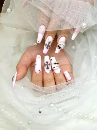 ネイル 【Laule‘a 】のネイルデザイン