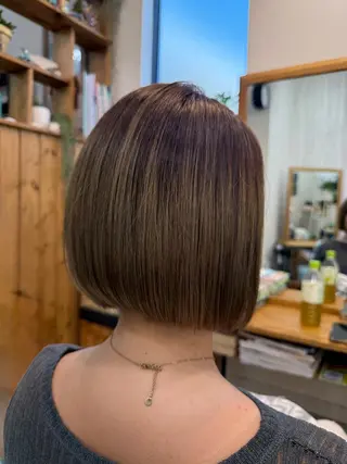 ショート カラー LANI hair resortのヘアスタイル