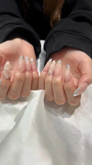 ネイル GO TODAY SHAiRE SALON 表参道colore店所属・emmi nailのネイルデザイン