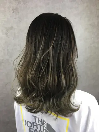 ミディアム カラー ツイストスパイラル パーマ🟡KYOUのヘアスタイル