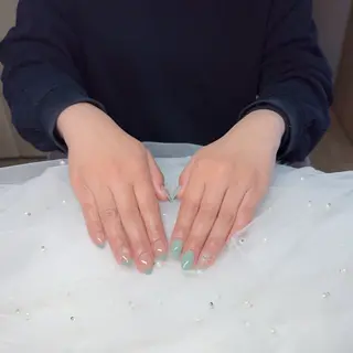 ネイル Nailsalon Lightsのネイルデザイン