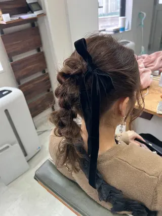 ロング ヘアアレンジ 山室 敬義のヘアスタイル