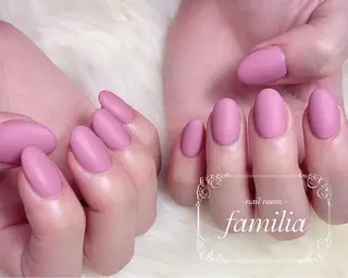 ネイル -nailroom- familiaのネイルデザイン