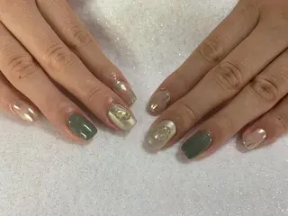 ネイル 手塚 里奈のネイルデザイン