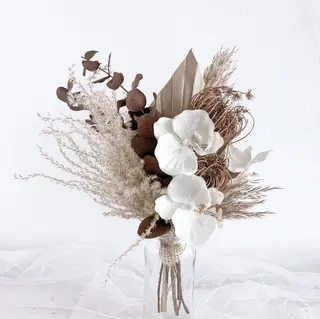 EYEstylist ·ai MOERIのマツエク・マツパデザイン