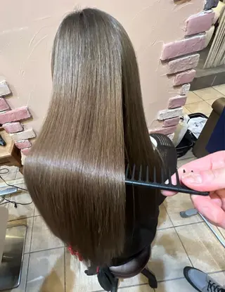 ロング MODEK's阿倍野 HONOKAのヘアスタイル