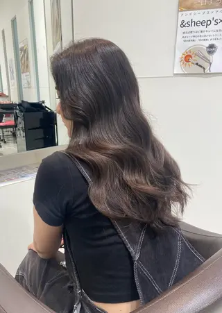 ロング 艶カラー /顔周り◎ 小川泰輝💍のヘアスタイル