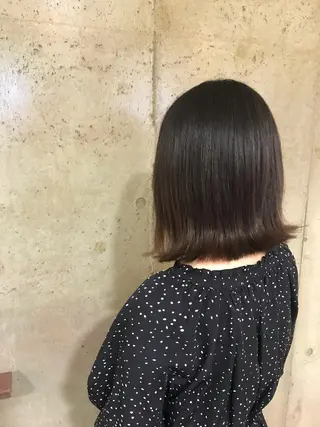 セミロング カラー 一ノ瀬 蘭のヘアスタイル