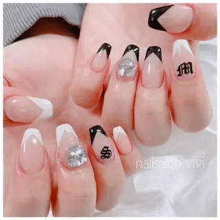 ネイル ＶＩＶＩ nailsalonのネイルデザイン