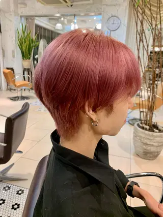 ショート カラー オブヘア宮崎台所属・橋田 恵美のヘアスタイル