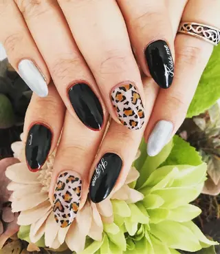 ネイル Glanz  Nail aのネイルデザイン