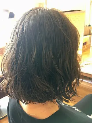ミディアム カラー パーマ ブレス渡辺 康介のヘアスタイル