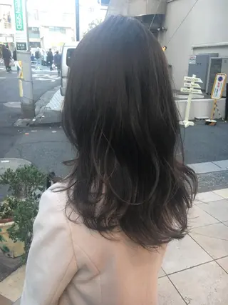 セミロング カラー 北條 優輝のヘアスタイル