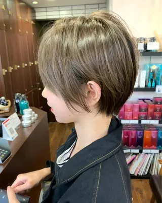 ショート 縮毛矯正/ショート/ レイヤー/畑中正敏のヘアスタイル