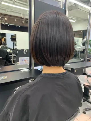 ショート カラー デザインヘア 小林裕史のヘアスタイル