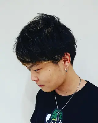 メンズ カラー パーマ ヘアアレンジ ブリーチ/ヘアケア/ 艶髪/イギチハルのヘアスタイル
