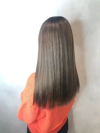 ロング 中嶋 彩乃のヘアスタイル