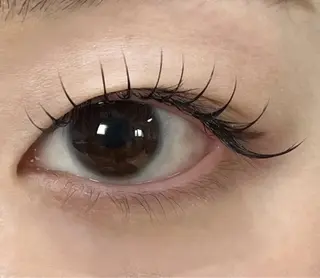 マツエク・マツパ トータルビューティサロン cure所属・鈴木 里奈のマツエク・マツパデザイン