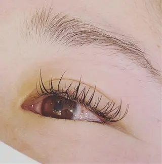 マツエク・マツパ 會田 あかりの眉毛・アイブロウイメージ