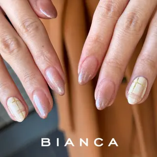 ネイル Bianca‎🤍 WATANABEのネイルデザイン