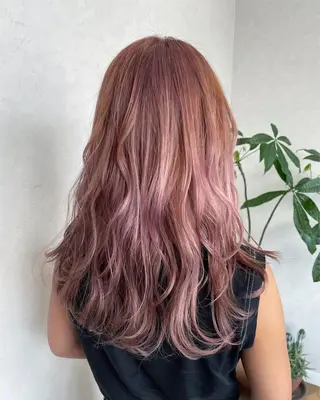 ミディアム pesca札幌所属・🐤pesca YAMAMOTO🐤のヘアスタイル