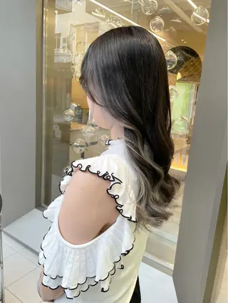 ロング カラー 髙橋 かすみのヘアスタイル