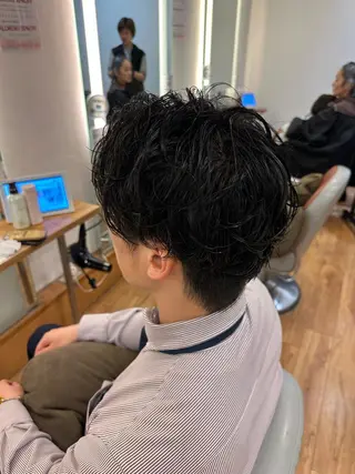 パーマ メンズ エクステ/ハイトーン /レイヤーカットのヘアスタイル