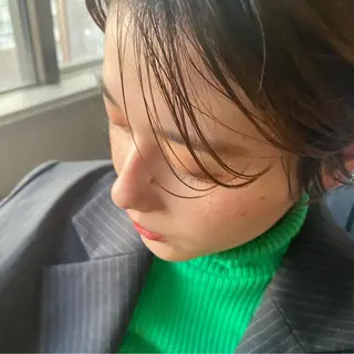 ショート 梅田ハイトーン チダ ヒナノのヘアスタイル