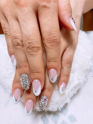 ネイル The Best Beauty受付担当のヘアスタイル