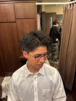 ショート パーマ メンズ HIRO GINZA barber shop 横浜店所属・ヒロ銀座　無料 フェード　細内のヘアスタイル