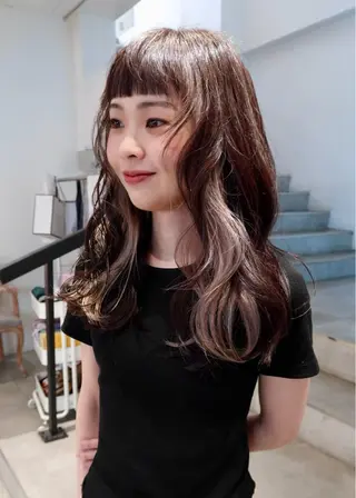 ロング カラー ハイトーン/レイヤー nail 百咲💌のヘアスタイル