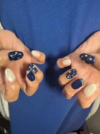 ネイル LAVISH nail salonのネイルデザイン