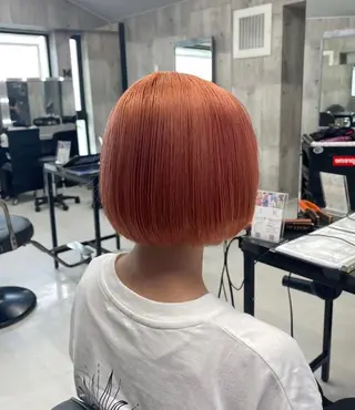 ミディアム カラー ヘアアレンジ のん🎀ハイトーン/ レイヤーカット🐳のヘアスタイル