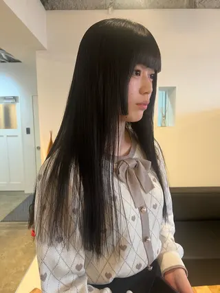 ロング カラー SHE. sakae所属・すみか / カットモデル募集のヘアスタイル