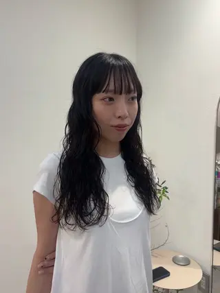 ロング パーマ anna/ラフパーマ /くすみベージュのヘアスタイル