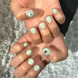 ネイル JilL次郎丸店所属・屋嘉比 姫香のネイルデザイン