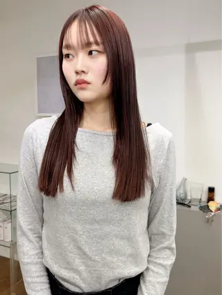 ロング カラー 柔らかストレートと ツヤカラー/和田陽向のヘアスタイル