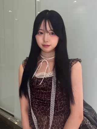 ロング カラー Momoka🪷 /ハイトーンのヘアスタイル