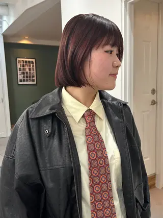 ショート カラー レイヤーボブ/ 艶カラー/サナ🌼のヘアスタイル